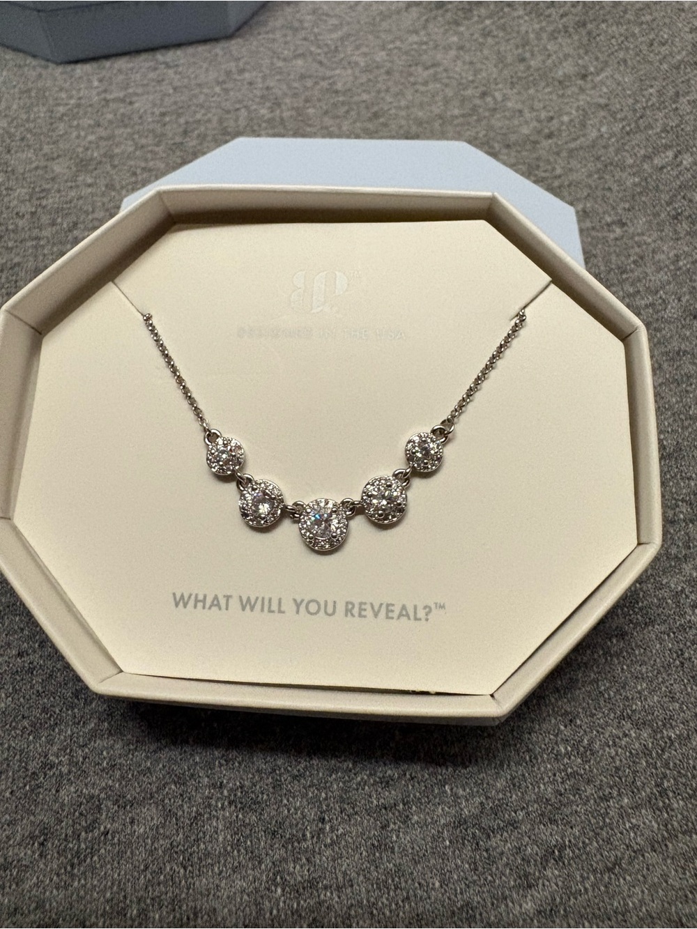 The Classic Shimmer Pendant OG necklace